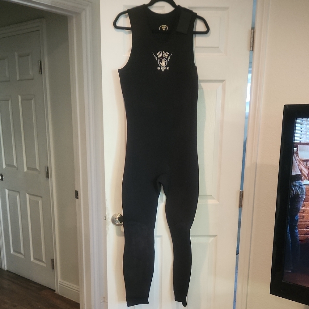 Body Glove Mens M Medium Dive Wetsuit Rash Guard Sleeveless Preowned EUC